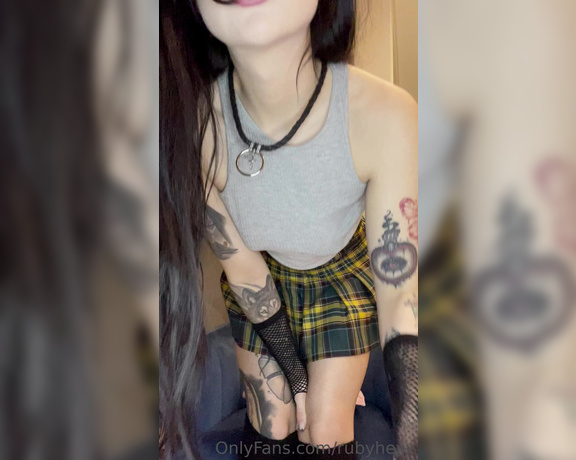 Ruby Hexx aka Rubyhexx OnlyFans - I cant stop touching myself