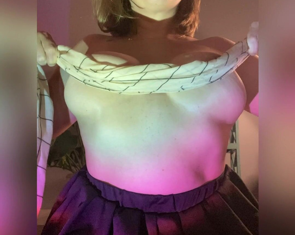 Avril Showers aka Sparrowxxx OnlyFans - Jiggly live action boobs 2