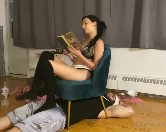 Sadistic Smother -  Reading  Ball Busting  Mistress Alexis  {HD} @sadistic queen Mistress Alexis is reading