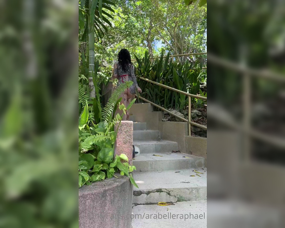 Arabelle Raphael aka Arabelleraphael OnlyFans - Single handedly boosting Jamaican tourism with this booty