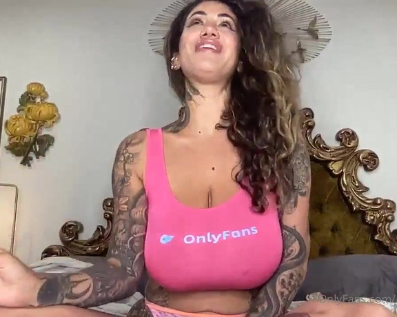 Arabelle Raphael aka Arabelleraphael OnlyFans - In case you missed this livean hour and a half of dildo sucking, titty bouncing, and pussy sprea