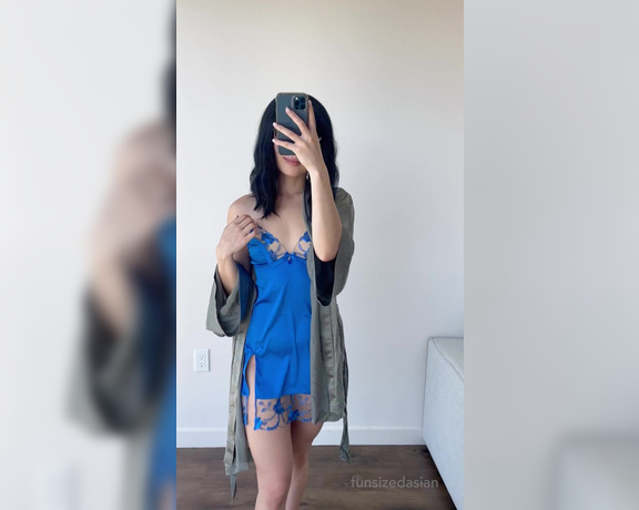 Ari aka Funsizedasian OnlyFans Video 898