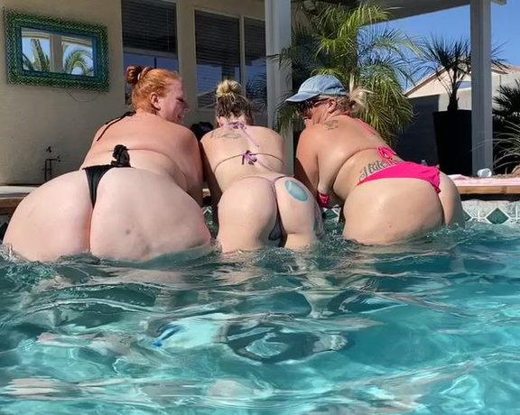 Delicious on Demand aka Deliciousondemand OnlyFans - Booty shaking in the pool with these hot porn stars @tasteamethyst @bbwjulieginger1