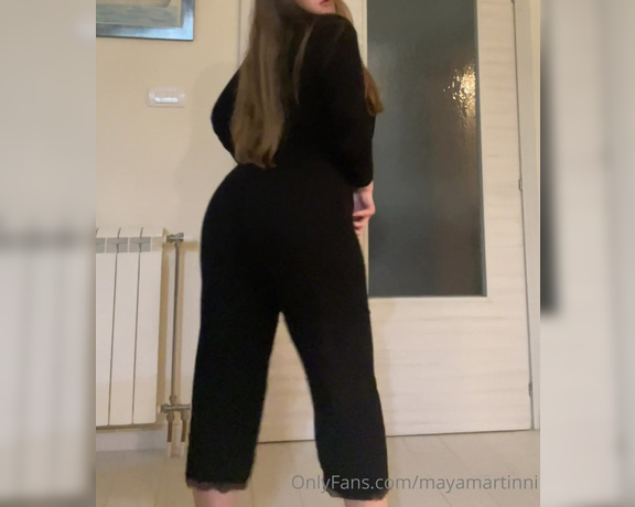 Maya Martinni aka Mayamartinni OnlyFans - ) 2