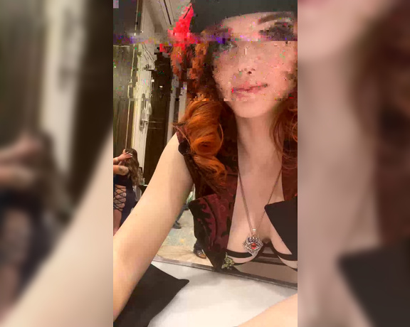 Amouranth aka Amouranth OnlyFans - THIS VIDEO IS INSANE CHECK YOUR DMs, thats all Im gonna say NEKKY !  I GE 5