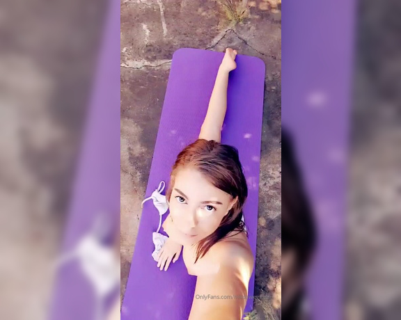 Andreza Prats aka Misssweetteen OnlyFans - Split naked on outdoors