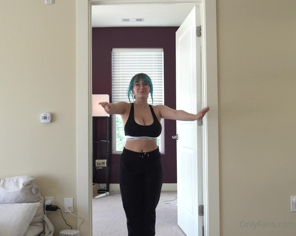 Big Titty Goth Egg aka Bigtittygothegg OnlyFans - Here is an awkward little video of me showing off my height next to various things in my apartment )