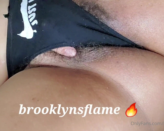 Brooklynsflame aka Brooklynsflame OnlyFans - Do you wanna play with her