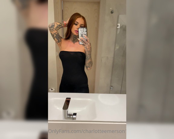 Charlie E aka Charlotteemerson123 OnlyFans - Going out in public with no bra or panties