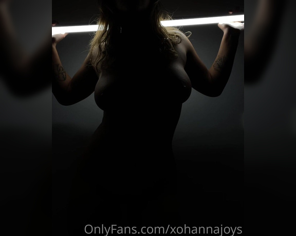 XoHannaJoy VIP aka Xohannajoys OnlyFans - Good night, dear subscribers! I wish you hot dreams