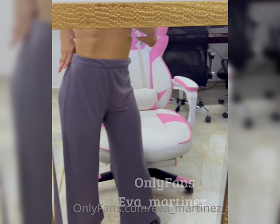 Eva Martinez aka Eva_martinez_ OnlyFans - Me puse traviesa en la oficina I got so naughty at the office