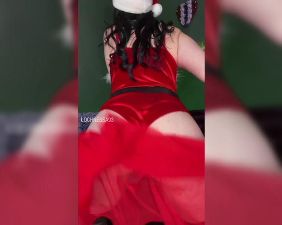 Vanessa Hughes aka Lochnessa93 OnlyFans - All I want for Christmas is… my ass ate