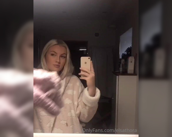 Elsa Thora aka Elsathora OnlyFans - Naughty TikTok