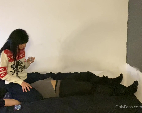 Sadistic Queen -  Jeanssitting  a Shot of SPIT  {HD} Time to give my slave a special treat, a shot of my s