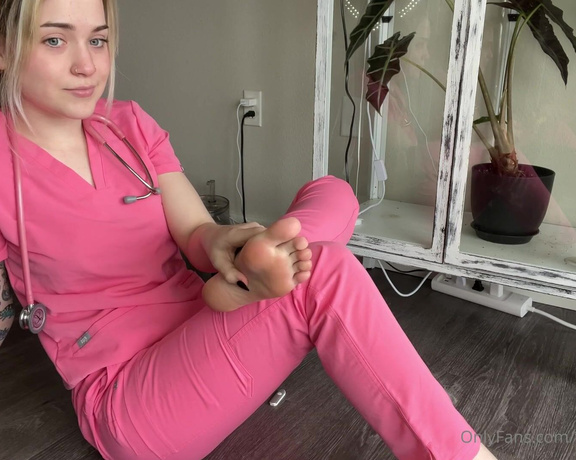 ValerieWhitebby -  You can’t stop fantasizing about your nurse, worshipping her feet and stroking to her…