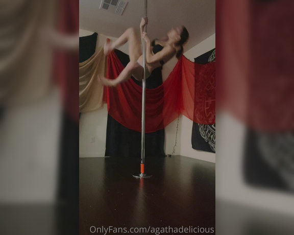 Agatha Delicious aka Agathadelicious OnlyFans - A little core workout ) Doing pole drills Should I do more nude pole workout vids Maybe add in a