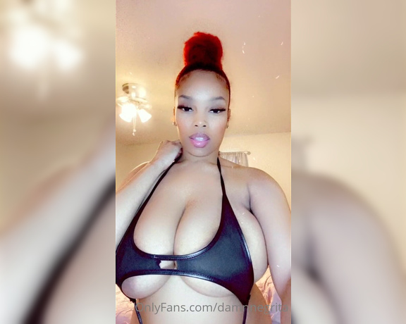 Damn aka Damnnegrita OnlyFans Video 736