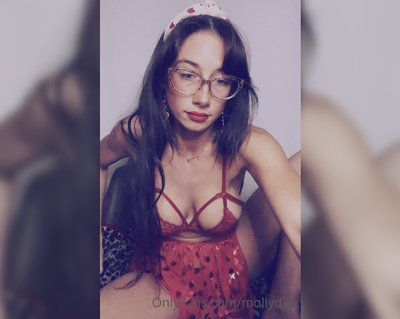 Molly Dixx aka Mollydixx OnlyFans - Forever horny All I want for Valentine’s Day is a groundbreaking orgasm Who wants to see what the