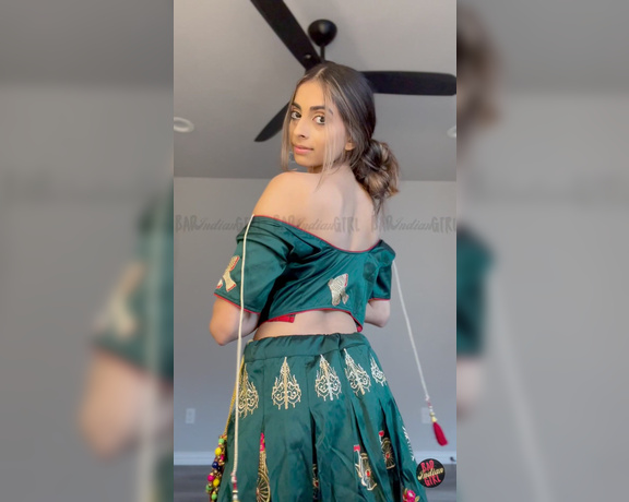 Rani Kaur OnlyFans aka Badindiangirl OnlyFans - Wish I could flash you right there on the dancefloor )