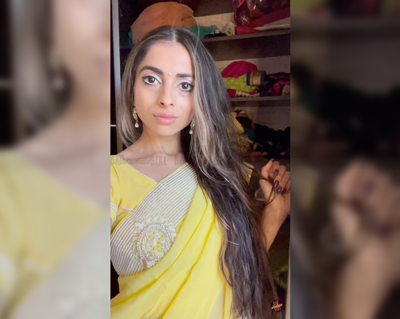 Rani Kaur OnlyFans aka Badindiangirl OnlyFans - Peep at all the Indian saris, chaniya cholis, gowns, and dresses Im gonna play dress up with for