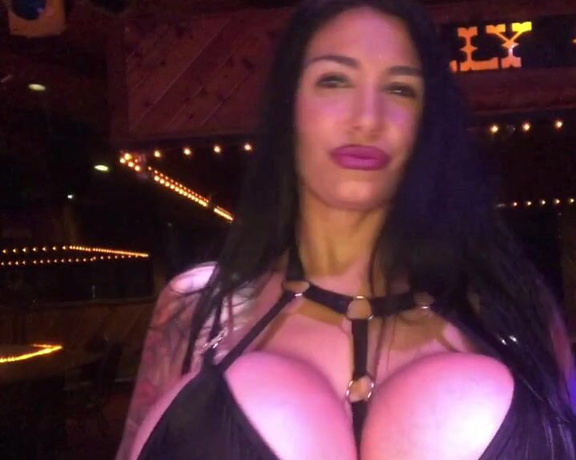 Ricki Raxxx aka Rickiraxxx OnlyFans Video 819