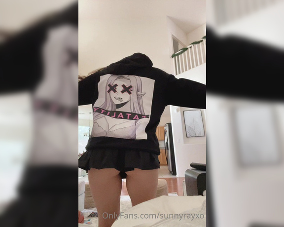 Sunny ray aka Sunnyrayxo OnlyFans - Im soooo excited to finally show you guys my new merch that i made !!! this is the acid cat hoodie 2