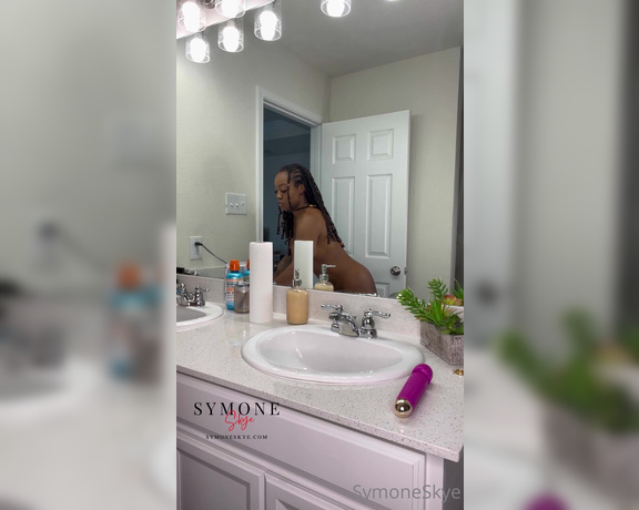 Symone Skye aka Symoneskye OnlyFans - So many of you have expressed interest in the person behind the wet ass pussy Here’s NSFW Vlog #1 1