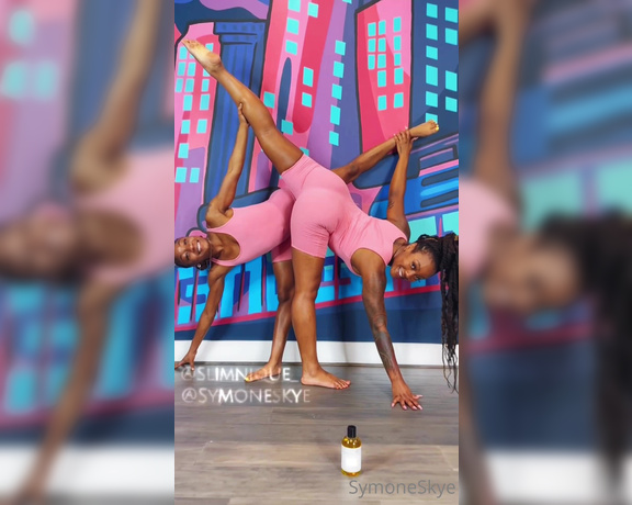 Symone Skye aka Symoneskye OnlyFans - New GG STRAP VIDEO!! Stretchy Twins Strap Session” I had so much fun stretching with my baby 2