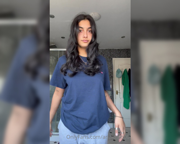 Aria Khan Official aka Ariakhan00 OnlyFans - Watch me get undressed before my shower