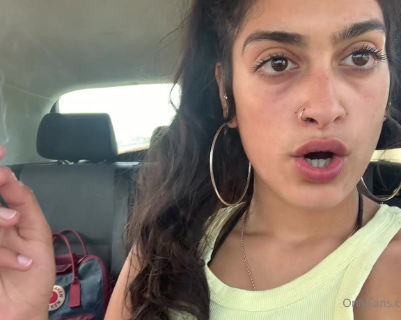 Aria Khan Official aka Ariakhan00 OnlyFans - To celebrate hitting over 30 subs, we had a lil fun in the car xxx