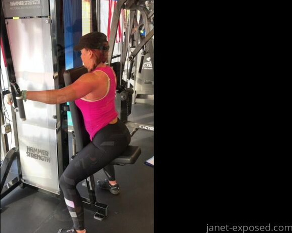 Janet Mason XXX aka Janetmasonxxx OnlyFans - Highlight clip from my weight training workout today, shot by hubby! If you like watching women pump