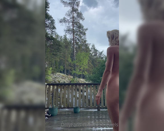 Hello Jewels aka Hellojewels OnlyFans - Dancing naked in a Swedish rainstorm (If you saw the full real time video, whoops! I meant to post