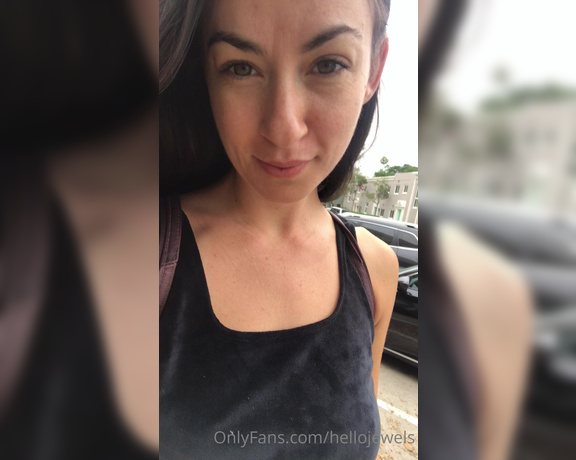 Hello Jewels aka Hellojewels OnlyFans - Just some casual morning flashing in a busy Beverly neighborhood