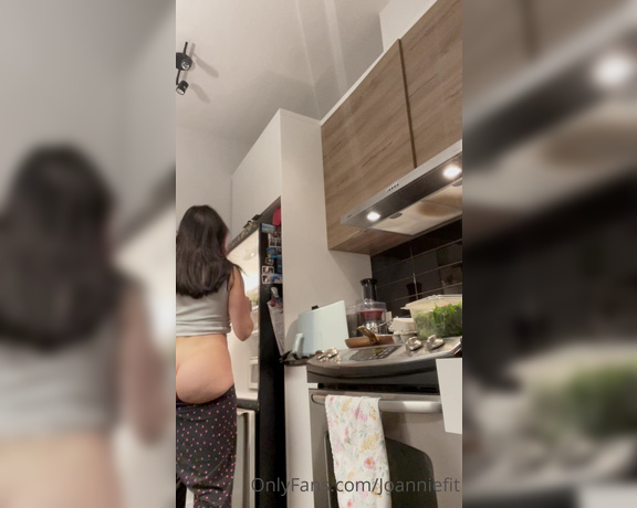 Joannie fit VIP aka Joanniefit OnlyFans - Cooking session with