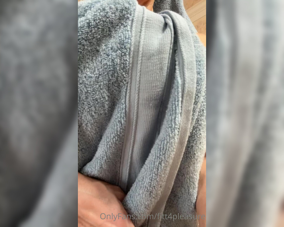 Kaitlyn Jaynne aka Fitt4pleasure OnlyFans - Another Towel Drop