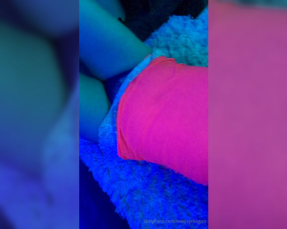 Messy Megan aka Messymegan OnlyFans - Glowing!!! hi to all my new fans! I hope you guys enjoy! 2