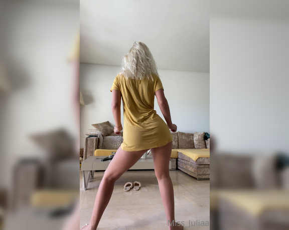 Miss_juliaa aka Suavemariaa OnlyFans - When you have a bad day, just do this