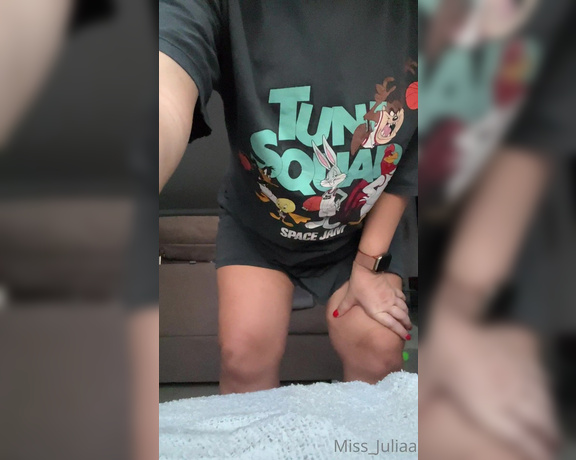 Miss_juliaa aka Suavemariaa OnlyFans - In the first 6 months of pregnancy I was doing cam and all those dance moving and other type of movi