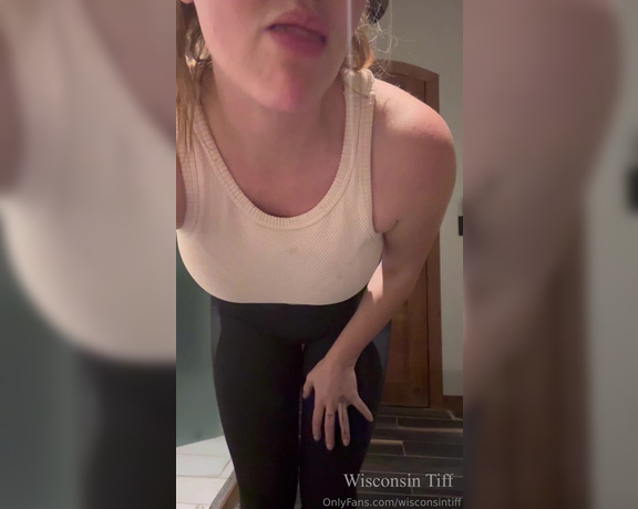 Wisconsin Tiff aka Wisconsintiff OnlyFans - The thrill of not getting caught