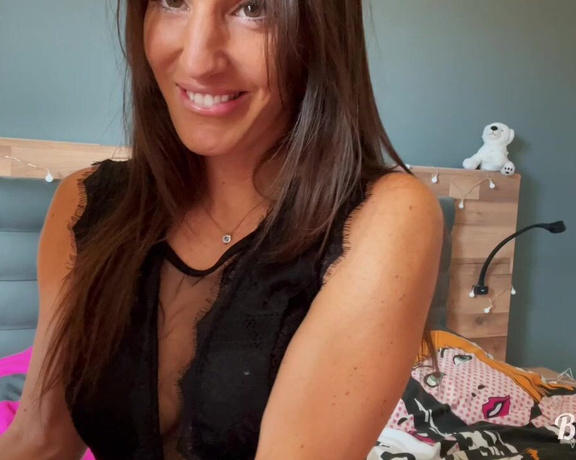 Bella Tina aka Bellatina OnlyFans - New crazy video with big cock ! It was so hard like I love ENJOY ! It s FREE for you