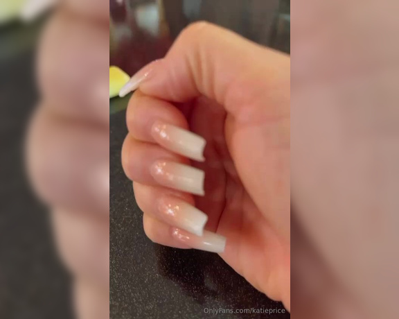 Katie Price aka Katieprice OnlyFans - What colour should I go Tip this post if you wish to treat me to have my nails done