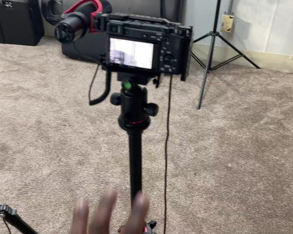 CuioGeo aka Cuiogeo OnlyFans - Question How does your video look so clear Answer I record everything in 4K with good quality camera