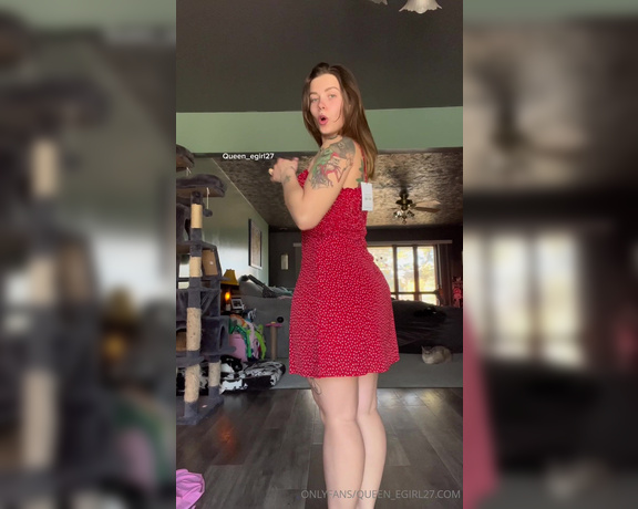 Queen_D aka Queen_egirl27 OnlyFans - Here’s another casual little video of me trying on all my new clothes I got )