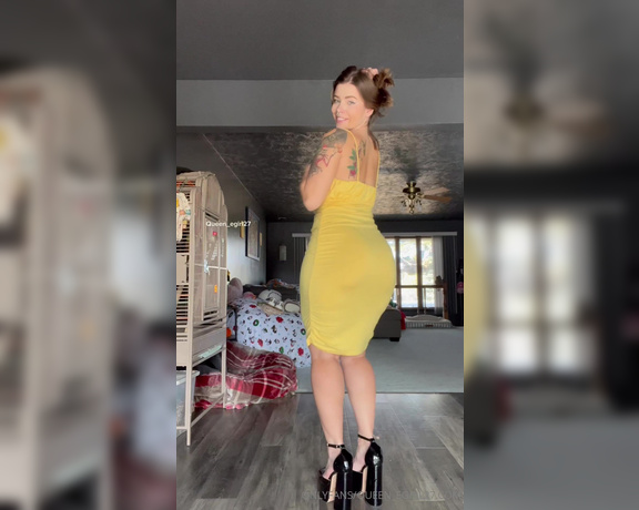 Queen_D aka Queen_egirl27 OnlyFans - Here’s my video to the pics in my sexy yellow dress I stripped out of it and showed off my cutie