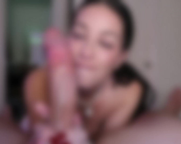 Lahlah84 aka Lahlah84 OnlyFans - NYE blowing and milking! The cum wouldnt stop cumming out! Tip to see the full 15 minute video