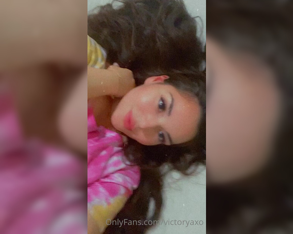 Victorya aka Victoryaxo OnlyFans - Do you wanna see this pretty wet pussy