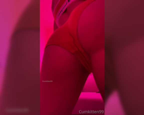 Cumkitten99 aka Kattinthehat OnlyFans - Feeling extra playful and spicy tonight