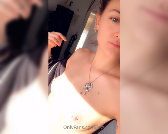 Jozy Blows aka Jozyblows OnlyFans - It’s bloody sunny this morning