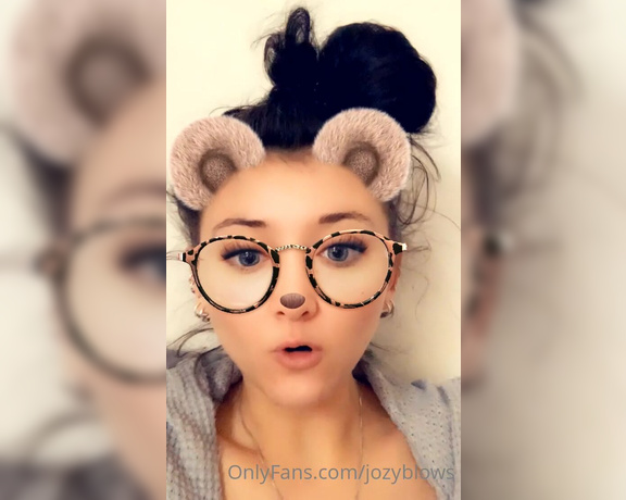 Jozy Blows aka Jozyblows OnlyFans - Sums up my life