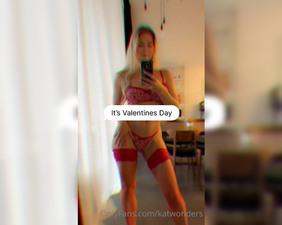 Kat Wonders aka Katwonders OnlyFans - Happy V Day BABY!!! Ill be sending you an exclusive $20 Valentines Day photo pack that will